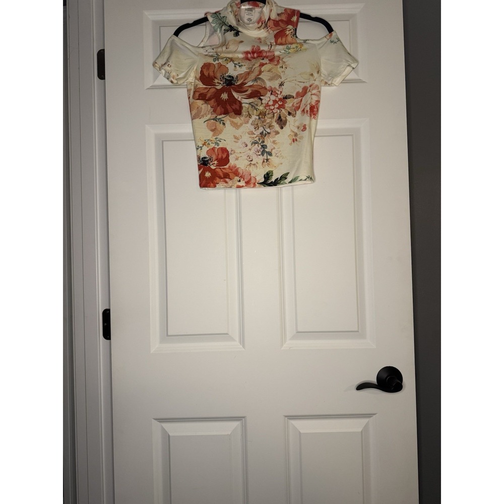 Gaze Cold Shoulder Short Sleeve Top Multicolor Floral Small